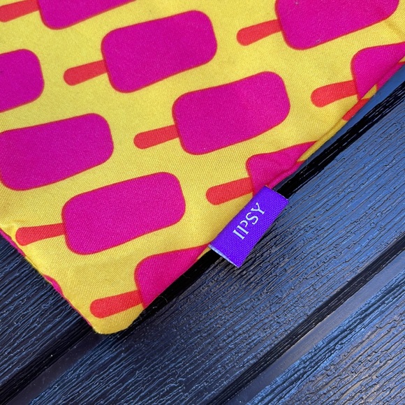 Ipsy - Summer Ice Pop  Print Cosmetics Bag - Picture 4 of 10